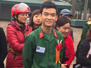 Chàng trai tốt nghiệp đại học loại giỏi tình nguyện tòng quân