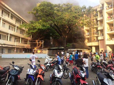 Hai vụ cháy liên tiếp xảy ra trong một buổi chiều tại TP Hồ Chí Minh