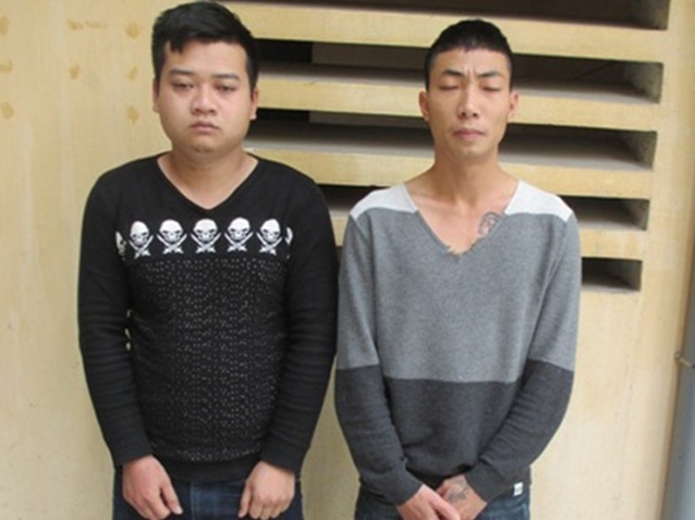 Dùng dao chọc tiết lợn đòi cắt tai, lấy máu để… siết nợ