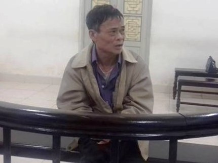 Ra sức thiêu sống vợ cũ sau bữa cơm đoàn viên