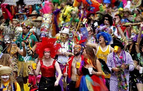 Hình ảnh về lễ hội Mardi Gras diễn ra tại Sydney-nguồn internet