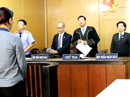 Nữ tiếp viên hàng không nộp phạt 1,2 tỷ đồng để khỏi ngồi tù