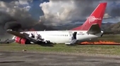 Boeing 737 chở 141 hành khách trượt đường băng, bốc cháy dữ dội