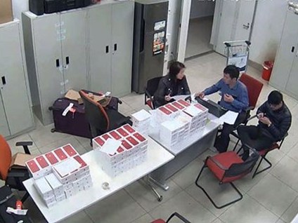 Phát hiện vụ nhập lậu iPhone 7 plus khủng trị giá 3 tỷ đồng