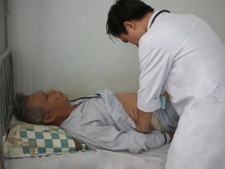 Bít mạch máu cứu bệnh nhân có khối u gan đã vỡ