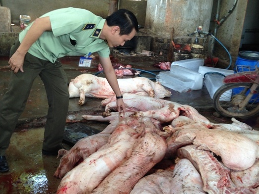 Lợn bệnh chết biến thành thịt hun khói, thịt lợn Mán