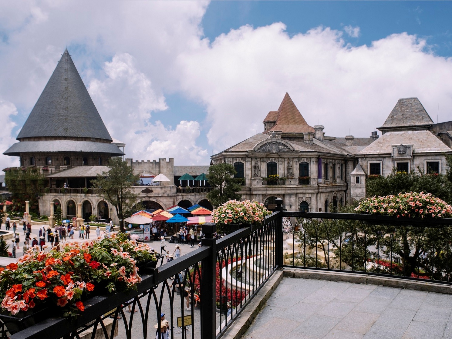 Sun World Ba Na Hills- Đỉnh núi hoa thơ mộng
