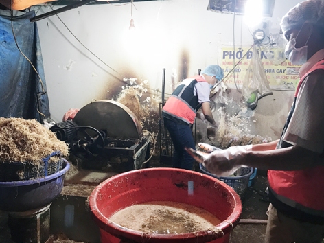 Gần 2 tấn chuối bào ngâm thuốc tẩy ở Sài Gòn