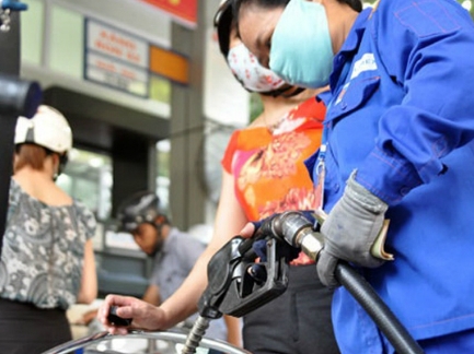 Giá xăng có thể giảm mạnh ngày mai