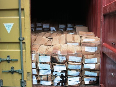 Hải Phòng phát hiện 4 container chứa shisha và lá khát