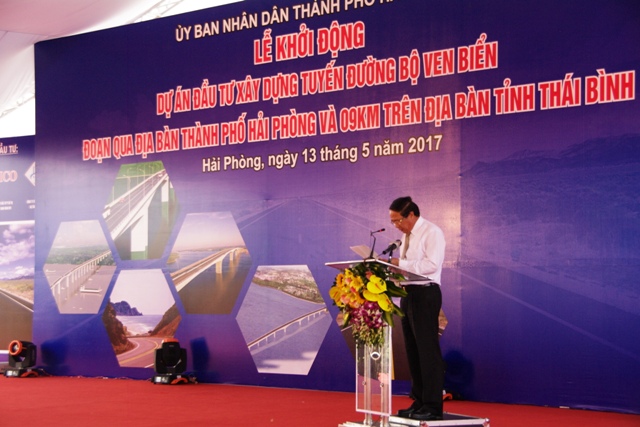 Đồng chí Lê Văn Thành – Bí thư Thành uỷ Hải Phòng phát biểu tại buổi lễ