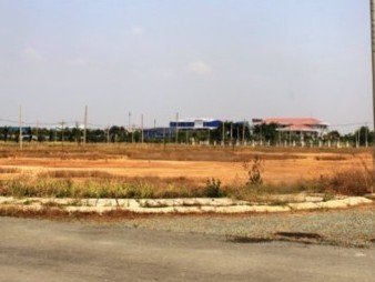 Giá đất nền vùng ven chưa hạ nhiệt