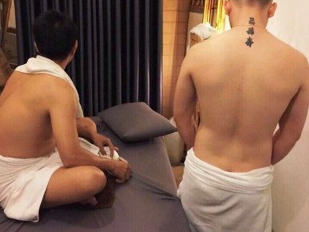 Triệt xóa tụ điểm mại dâm nam chuyên phục vụ đồng giới