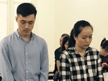 Nhân viên sòng bạc dùng mánh rút tiền chiếm đoạt