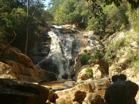 Khởi tố giám đốc bán tour du lịch chui khiến 2 người tử vong