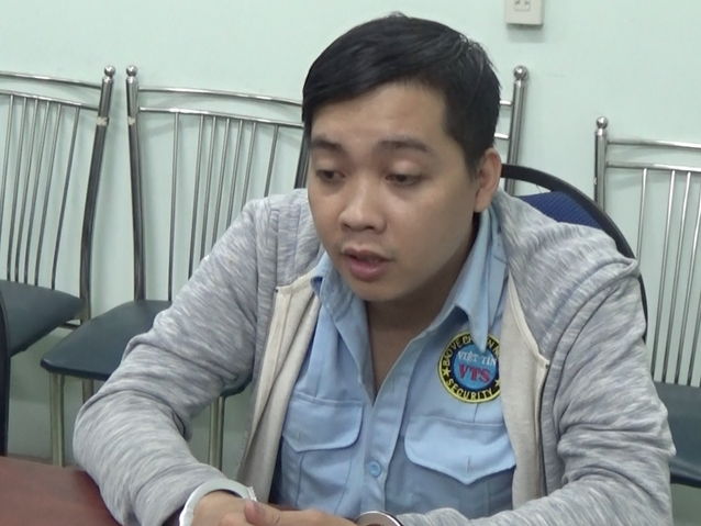 Bảo vệ Parkson Hùng Vương trộm vàng trị giá hơn 700 triệu đồng