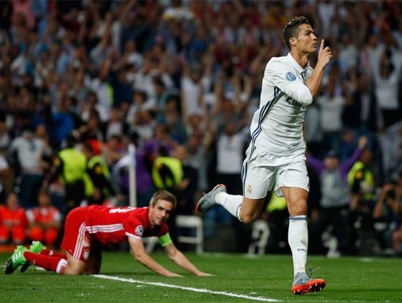 Ronaldo chê CĐV Real, nhớ Man Utd