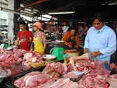 Giá thịt lợn bắt đầu tăng từ 2 000 - 8 000 đ kg tại nhiều địa phương
