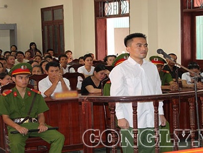 Thụ án tù chung thân vẫn ra tay giết người trong trại giam