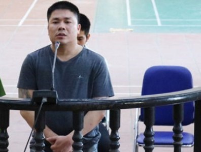 Bầu sô ca nhạc nổ súng bắn trợ lý giúp việc