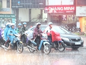 Hà Nội tiếp tục có mưa giông