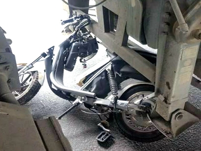 Hà Nội Cô gái đi xe đạp điện tử vong dưới bánh xe bồn