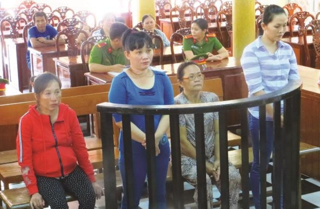 3 mẹ con ngồi tù vì tiếp tay kẻ gian