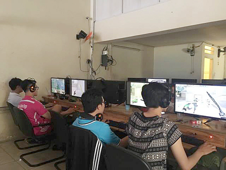 Tiêu hoang thời trẻ vì game