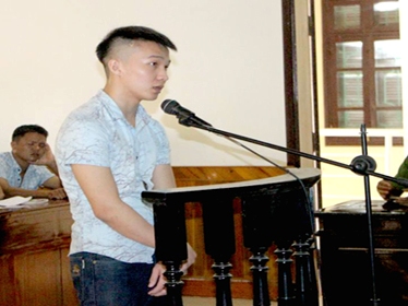 Giết bà của bạn để cướp xe đạp điện