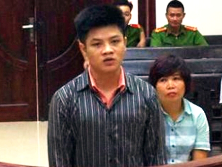 Chia tay người yêu, nam thanh niên ra tay đốt phòng trọ