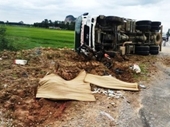 Nam thanh niên chết thảm dưới gầm xe tải