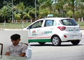 Du khách Hàn Quốc tố tài xế taxi Hải Vân chặt chém 700 000 đồng cho 6 km di chuyển