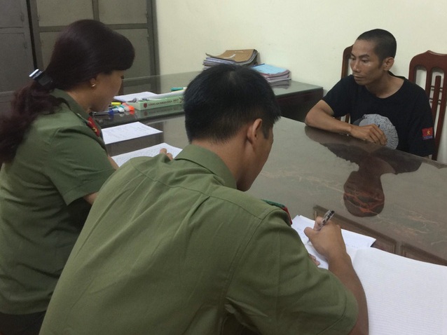 Bắt đối tượng vận chuyển tiền giả từ biên giới mang về quê tiêu thụ