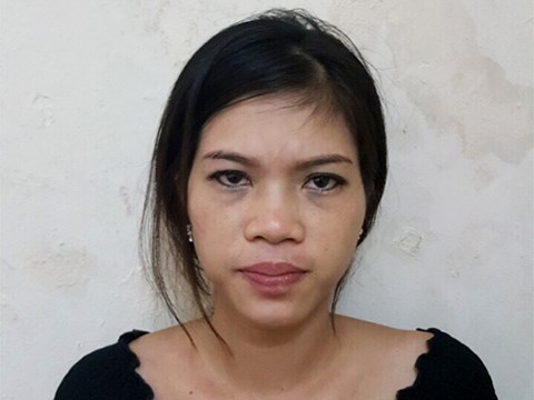 Vừa bán dâm kiêm luôn môi giới