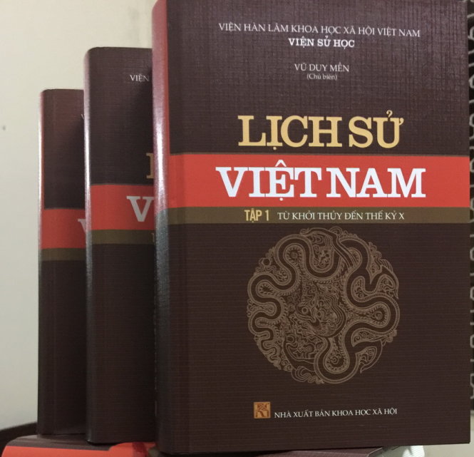 Bộ sử 15 tập bao quát lịch sử Việt Nam từ khởi thuỷ đến năm 2000 do Nhà xuất bản Khoa học Xã hội phát hành. Nguồn: Internet