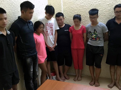 Bé gái 14 tuổi cũng nhập đoàn đua xe náo loạn phố Hà Nội