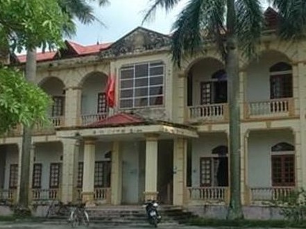 Tổ chức đánh bạc ngay tại trụ sở, Bí thư, Chủ tịch cùng 4 cán bộ xã bị bắt giam