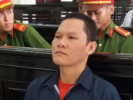 Xâm hại bé gái 4 tuổi lãnh án 20 năm tù