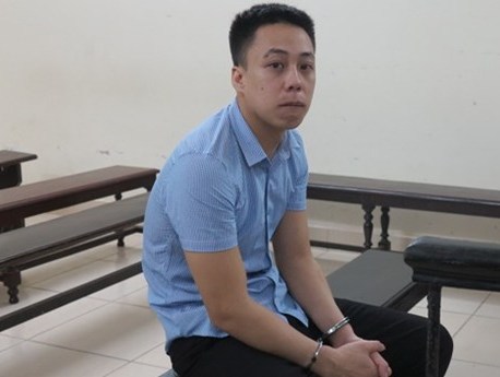 Thợ bảo dưỡng điều hòa trộm đồng hồ trị giá hơn 200 triệu đồng