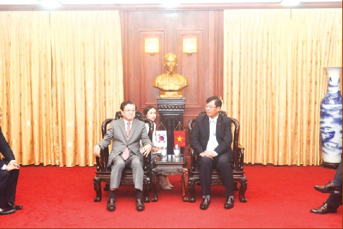 Lãnh đạo VKSNDTC tiếp nguyên Công tố trưởng Cơ quan công tố tối cao Hàn Quốc